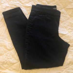 Nine West Pull On Skinny Jeans. Black sz 12